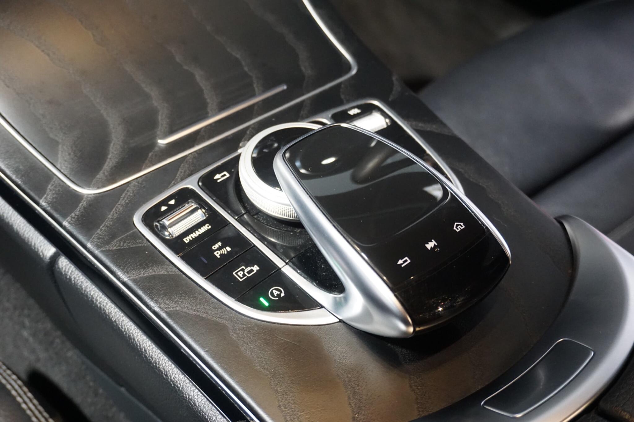 Mercedes-Benz C Class 2.0 C220d AMG Line Night Edition (Premium) Saloon 4dr Diesel G-Tronic+ Euro 6 (s/s) (194 ps)